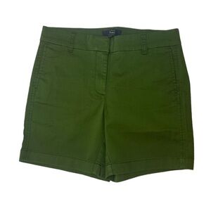 NWOT J. Crew Army Green Cotton Chino Shorts 6.5 Inch Inseam - Size 6